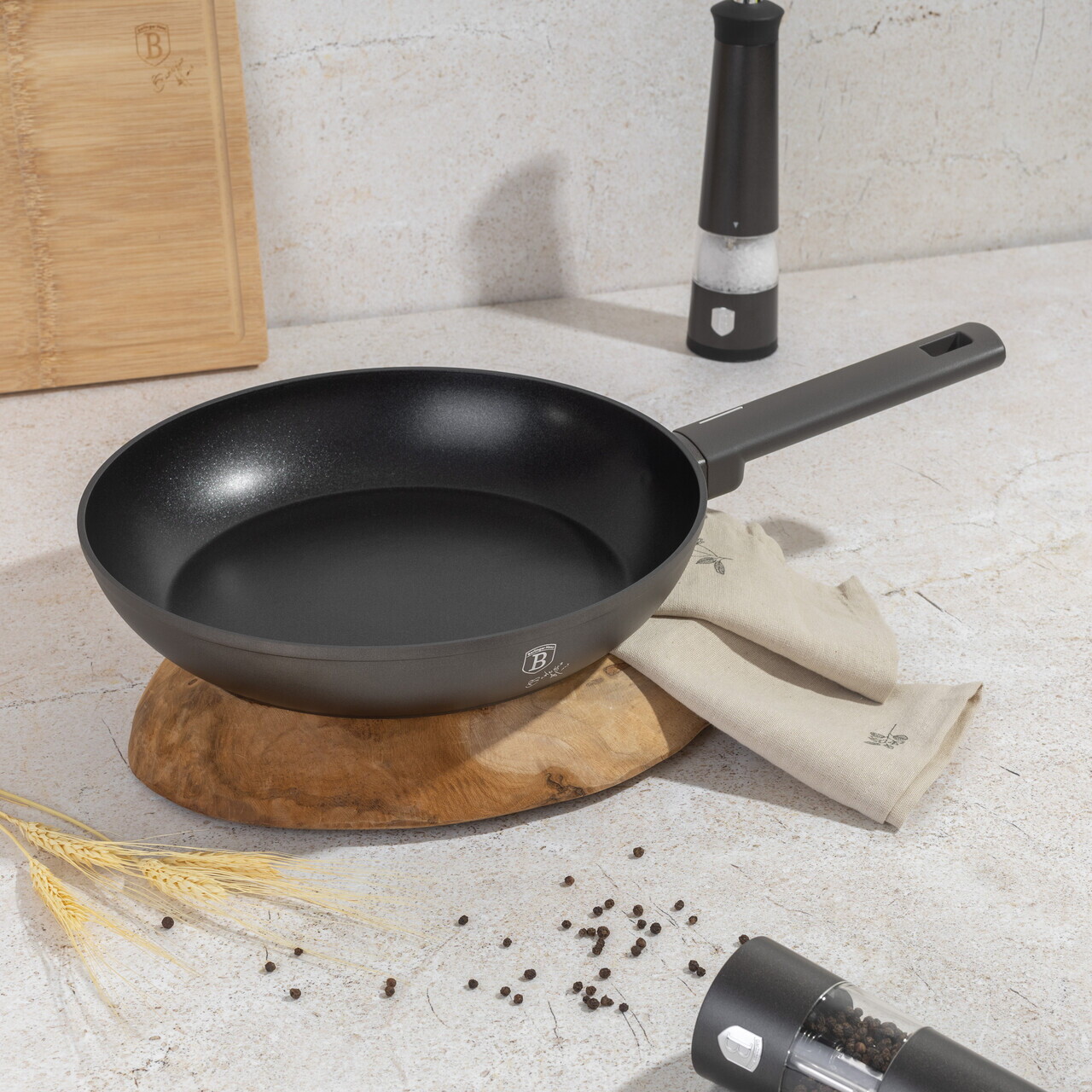Tigaie Berlinger Haus, Anthracite, 28 cm, 2.4 L, aluminiu forjat, antracit mat - imagine 7