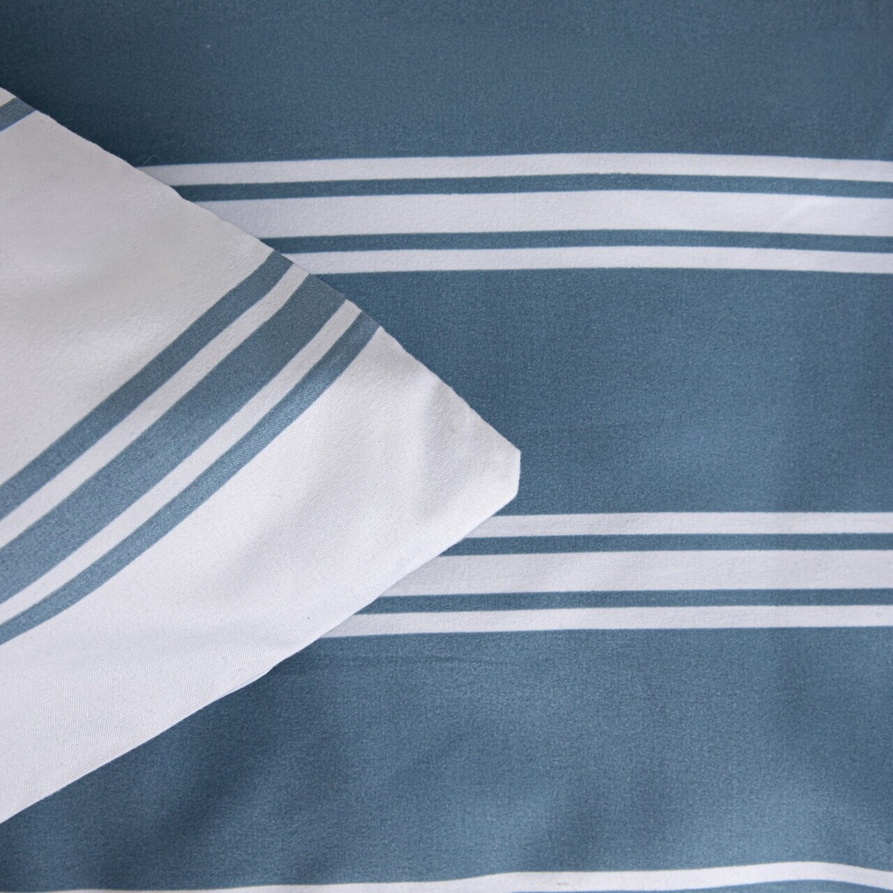 Lenjerie de pat King Size, Aris, Homla, 200x220 cm, 3 piese, microfibra din poliester, alb/albastru — imaginea 3