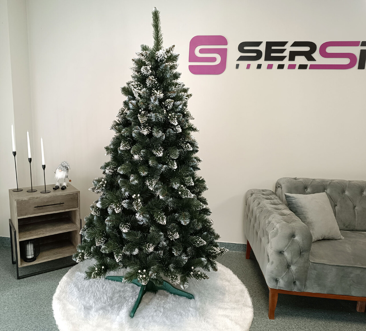 Brad artificial Christmas Deluxe by Sersimo, Crystal nins cu merisoare, 2D, 200cm — imaginea 10