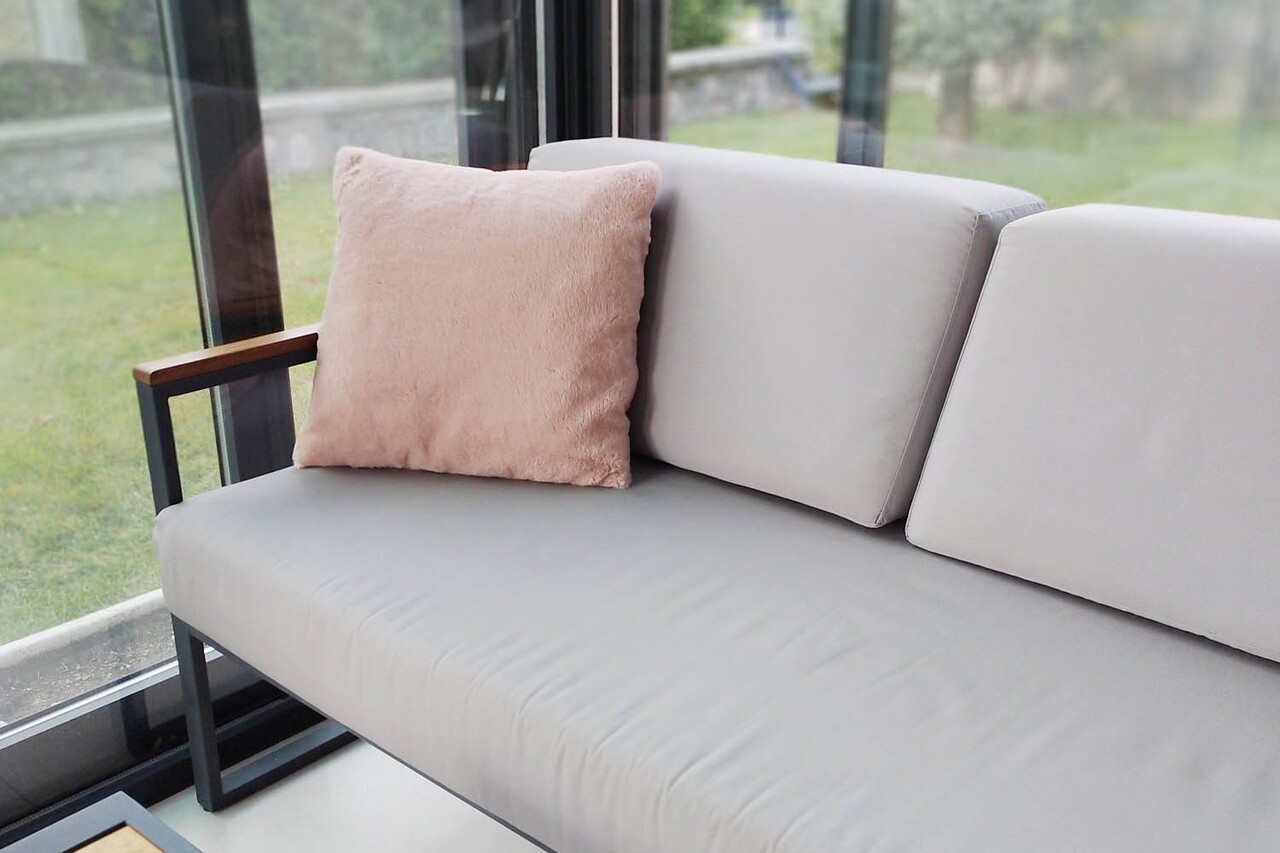 Perna, Cushion - Light Pink, Aksu, Poliester