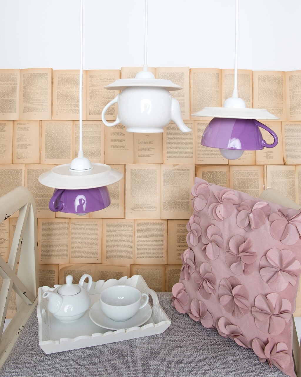 Lustra Tea Time Triple Crazy, Deco Republic, E27, 1x60W, Ceramica, Ceainic + Cesti, Alb/mov