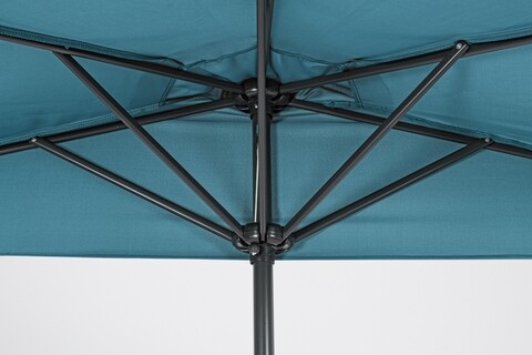 Umbrela semirotunda pentru balcon/terasa Kalife Halfmoon, Bizzotto, 270 x 135 x 232 cm, stalp Ø36/38 mm, albastru cloud