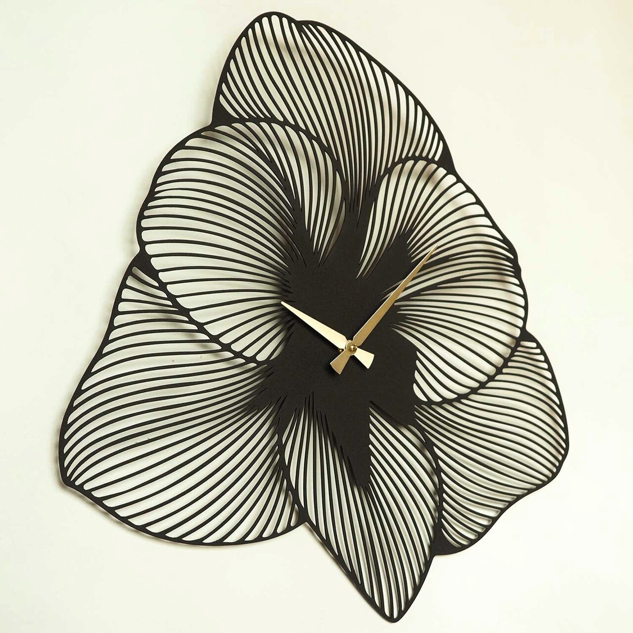 Ceas de perete, Azalea Metal Wall Clock, Otel, Dimensiune: 49 x 49 cm, Negru