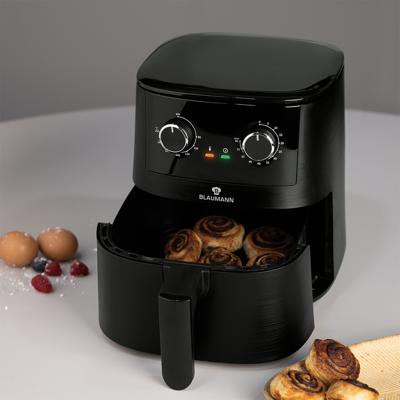 Friteuza cu aer cald Blaumann, Black Silver, 5 L, 1180W-1400W, negru - view 2