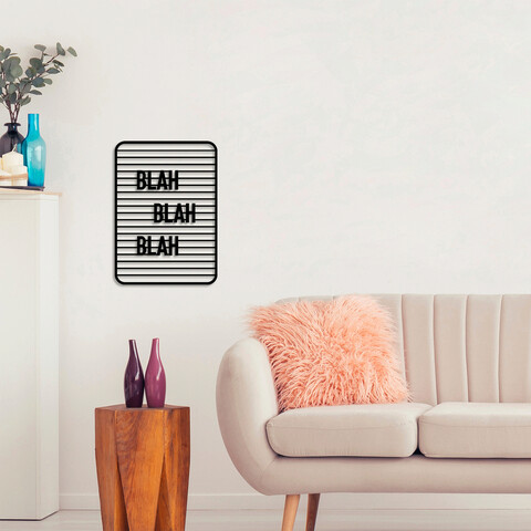 Decoratiune de perete, blah blah blah, metal, dimensiune: 49 x 69 cm, negru