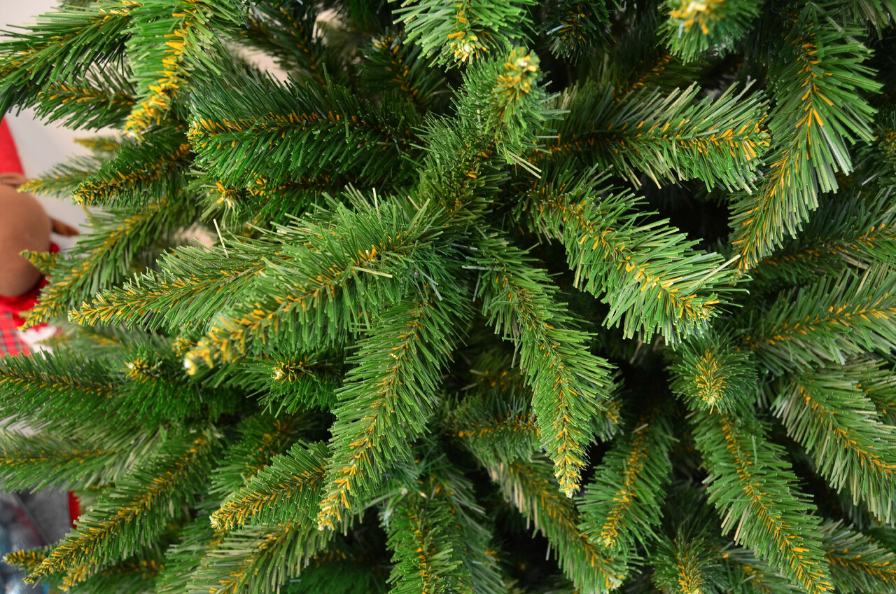 Brad artificial Christmas Deluxe by Sersimo, Himalaya, 220cm — imaginea 7