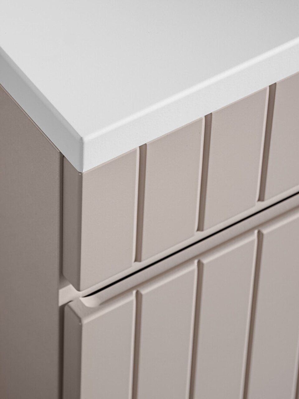 Set mobilier baie Iconic Cashmere 60 cm, dulap inalt si masca cu lavoar, Comad, MDF/PAL, casmir