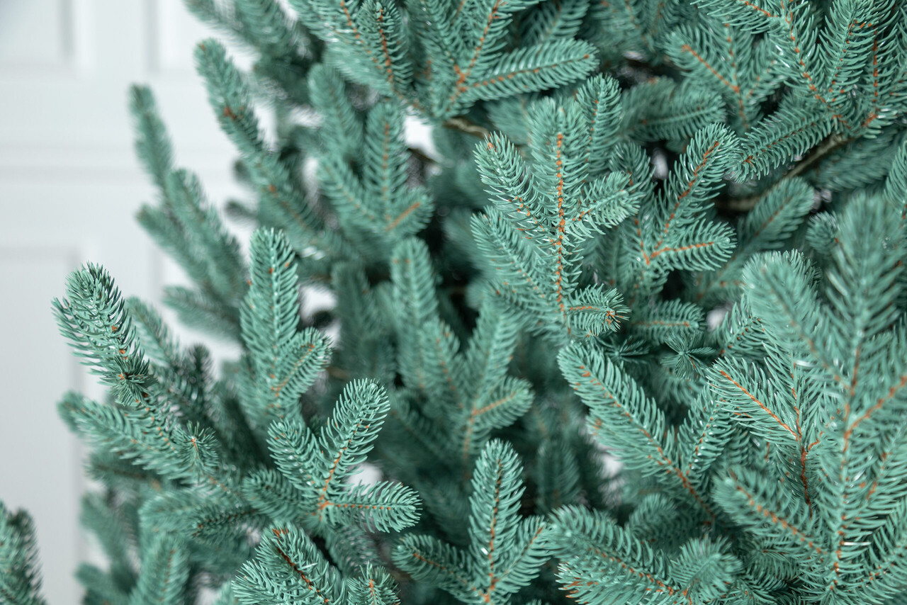Brad artificial Christmas Deluxe by Sersimo, Viena Select argintiu, integral 3D, 210cm — imaginea 23