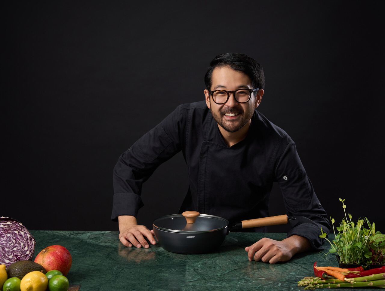 Tigaie Wok cu capac, Samurai Gourmet by Rikito Watanabe si Cooking by Heinner, 24x7.5 cm, aluminiu, negru/natur