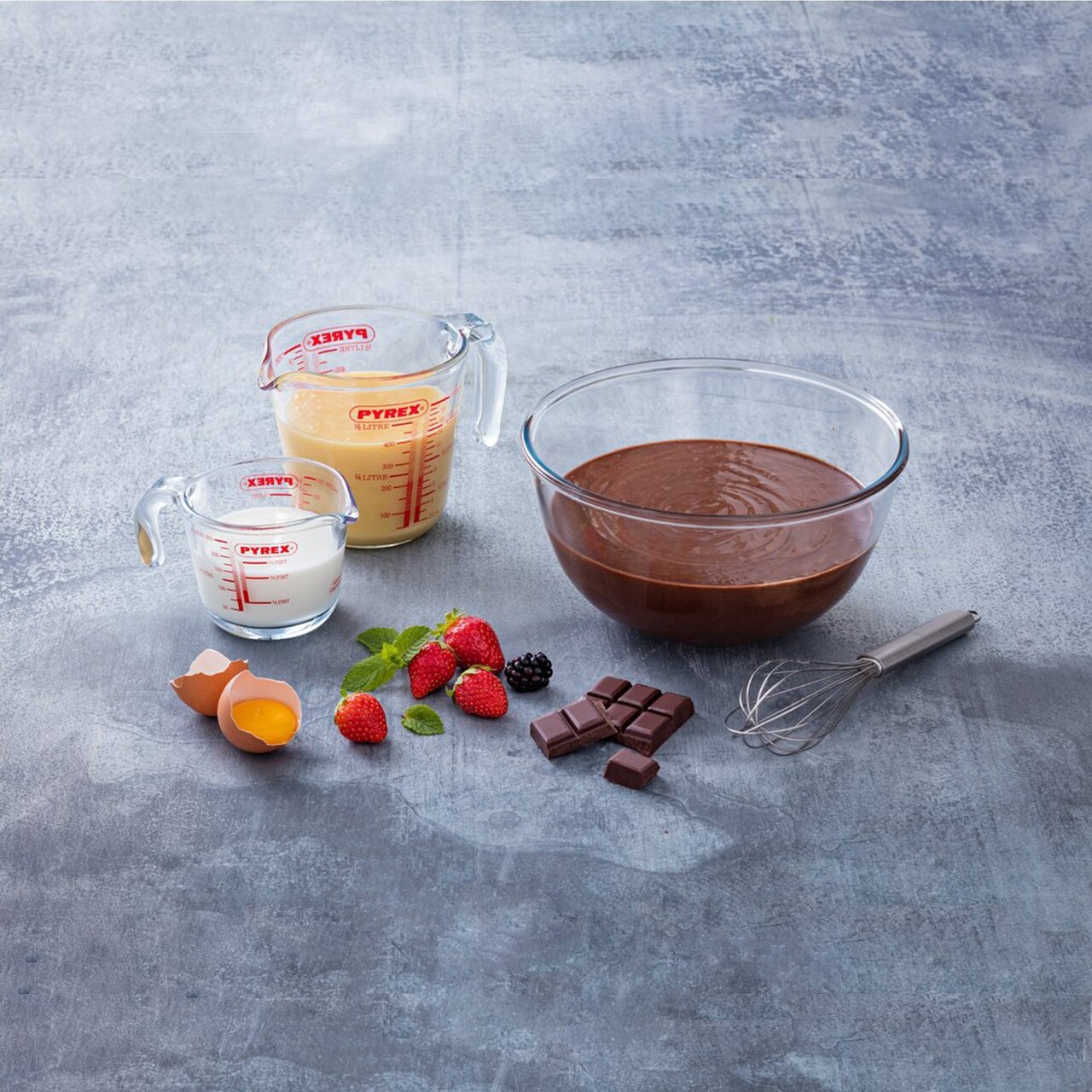 Set 3 boluri, din sticla termorezistenta, "Classic" - Pyrex - imagine 6