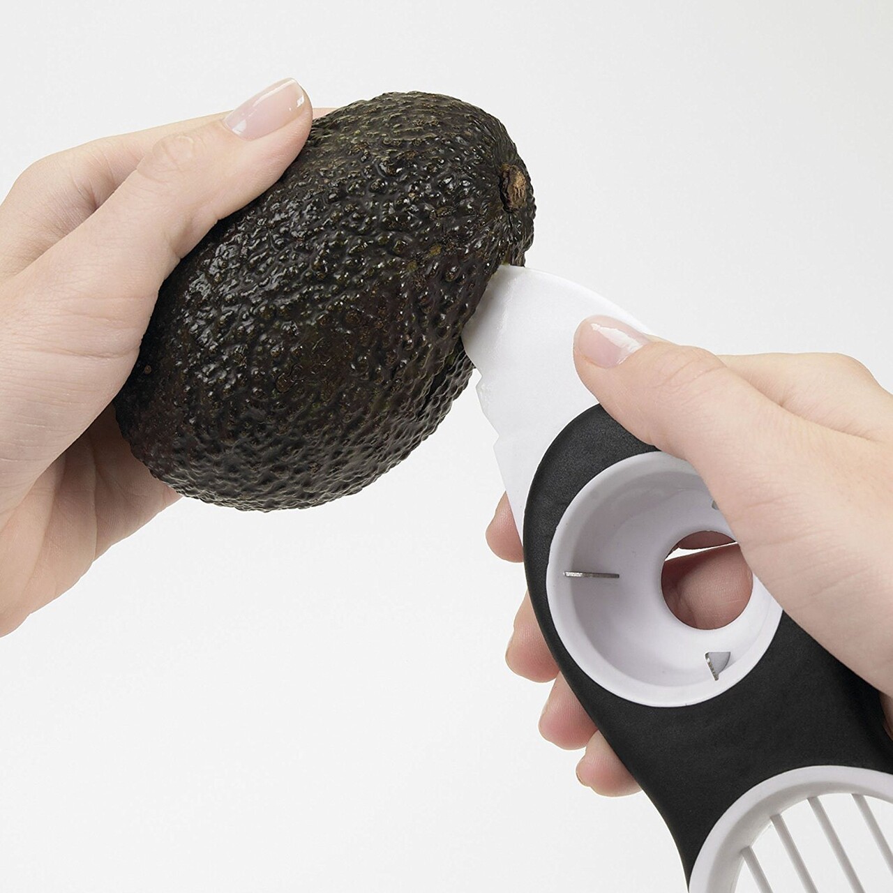 Feliator pentru avocado 3-in-1, plastic, "Good Grips" - OXO - imagine 2