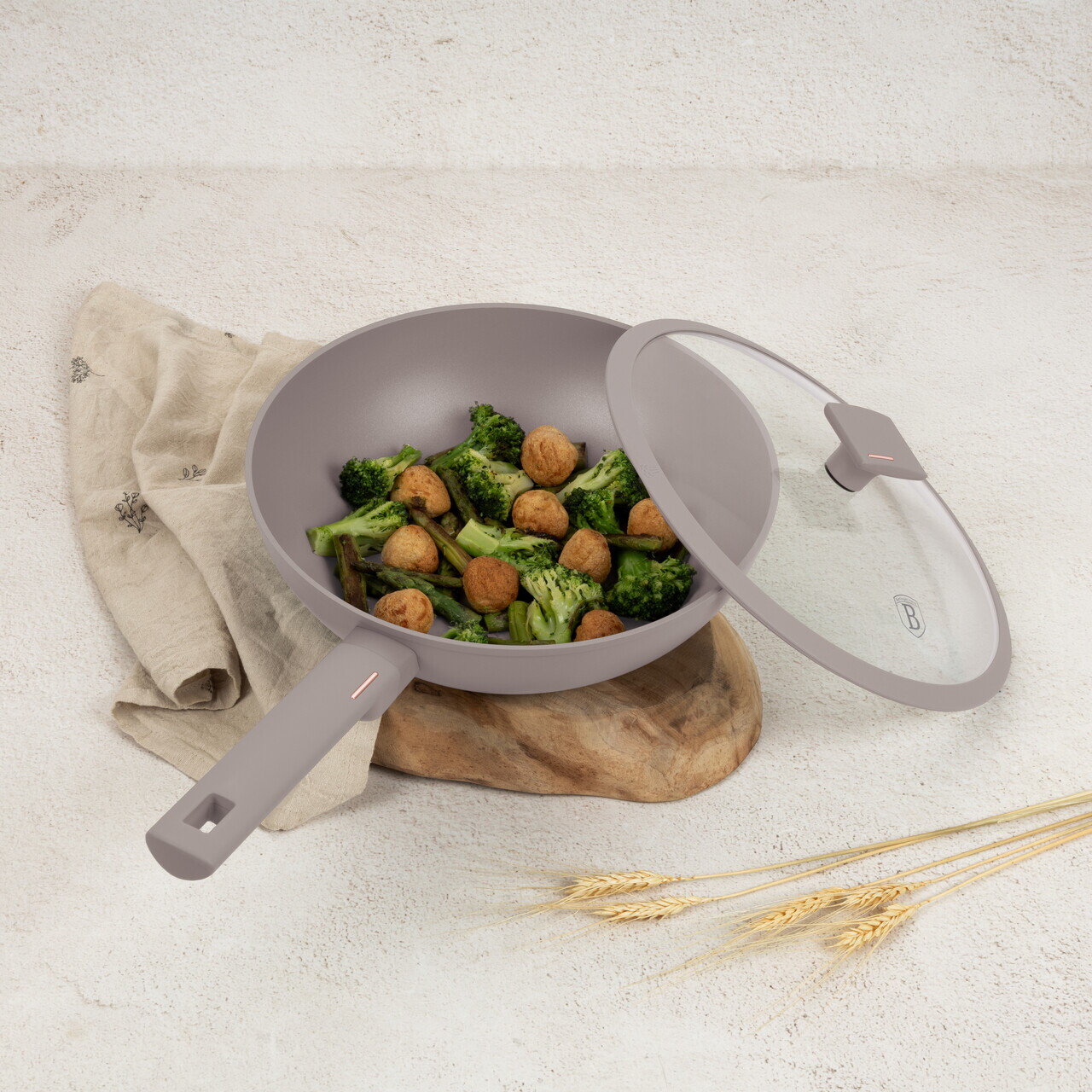 Tigaie Wok cu capac Berlinger Haus, Taupe, 28 cm, 3.2 L, aluminiu forjat, taupe mat - imagine 2