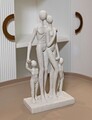 Figurina /sculptura decorativa Stons Family, Mauro Ferretti, 16x8x30.5 cm, polirasina, crem