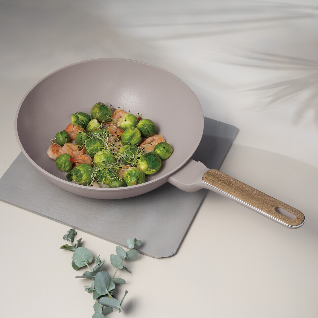 Tigaie Wok Berlinger Haus, Taupe Nordic, 28 cm, 3.5 L, aluminiu forjat, taupe mat/natur - imagine 6