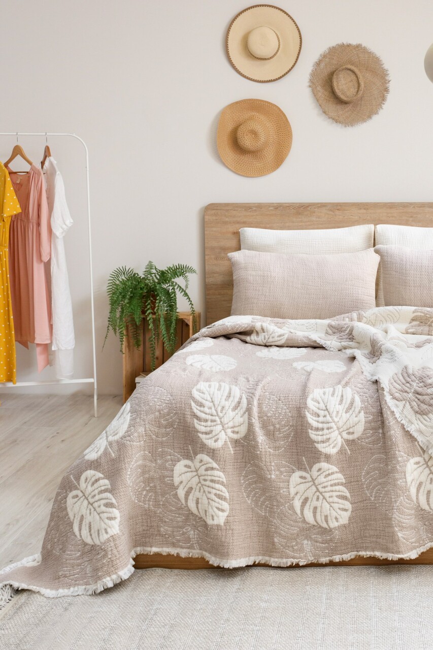 Set cuvertura pique dubla, Forest - Beige, Şaheser, 70% bumbac/30% poliester
