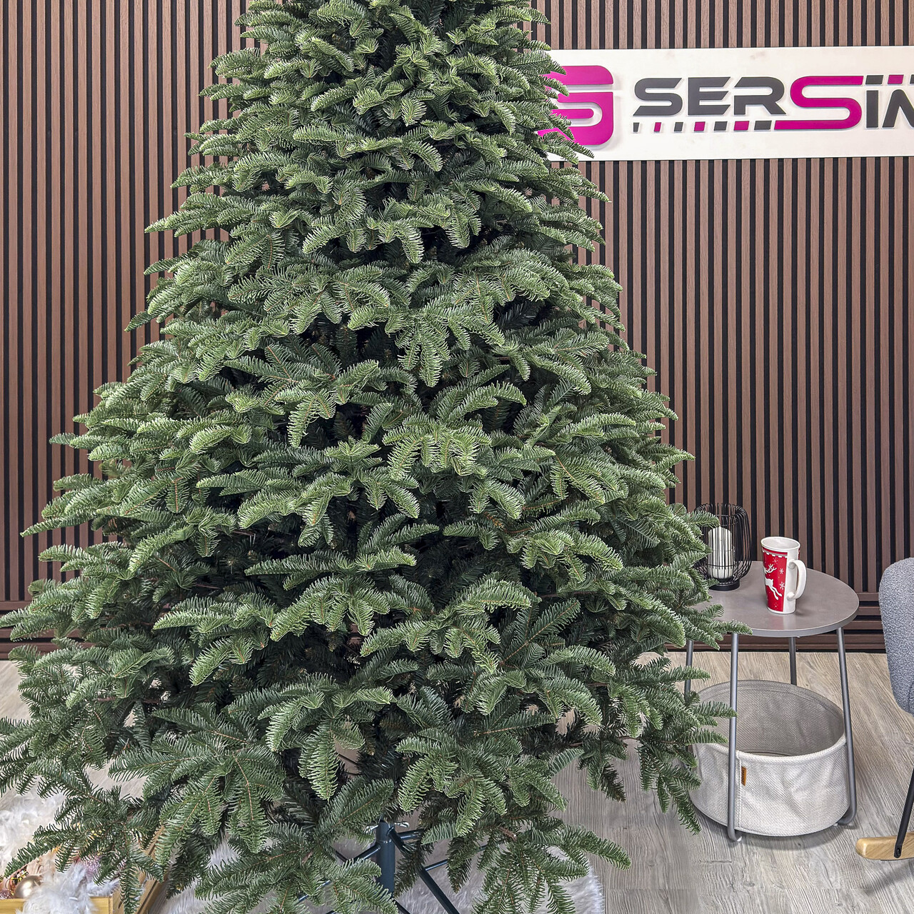 Brad artificial Christmas Deluxe by Sersimo, Alaska, verde, Mix 2D+3D, 250 cm