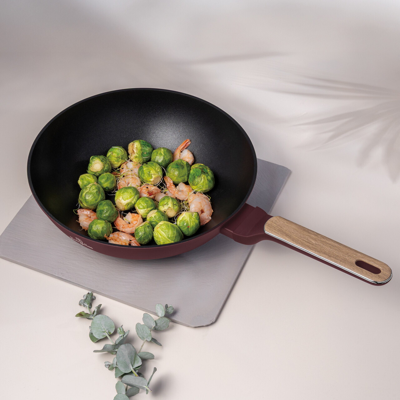 Tigaie Wok Berlinger Haus, Leonardo Nordic, 28 cm, 3.5 L, aluminiu forjat, visiniu mat - imagine 8