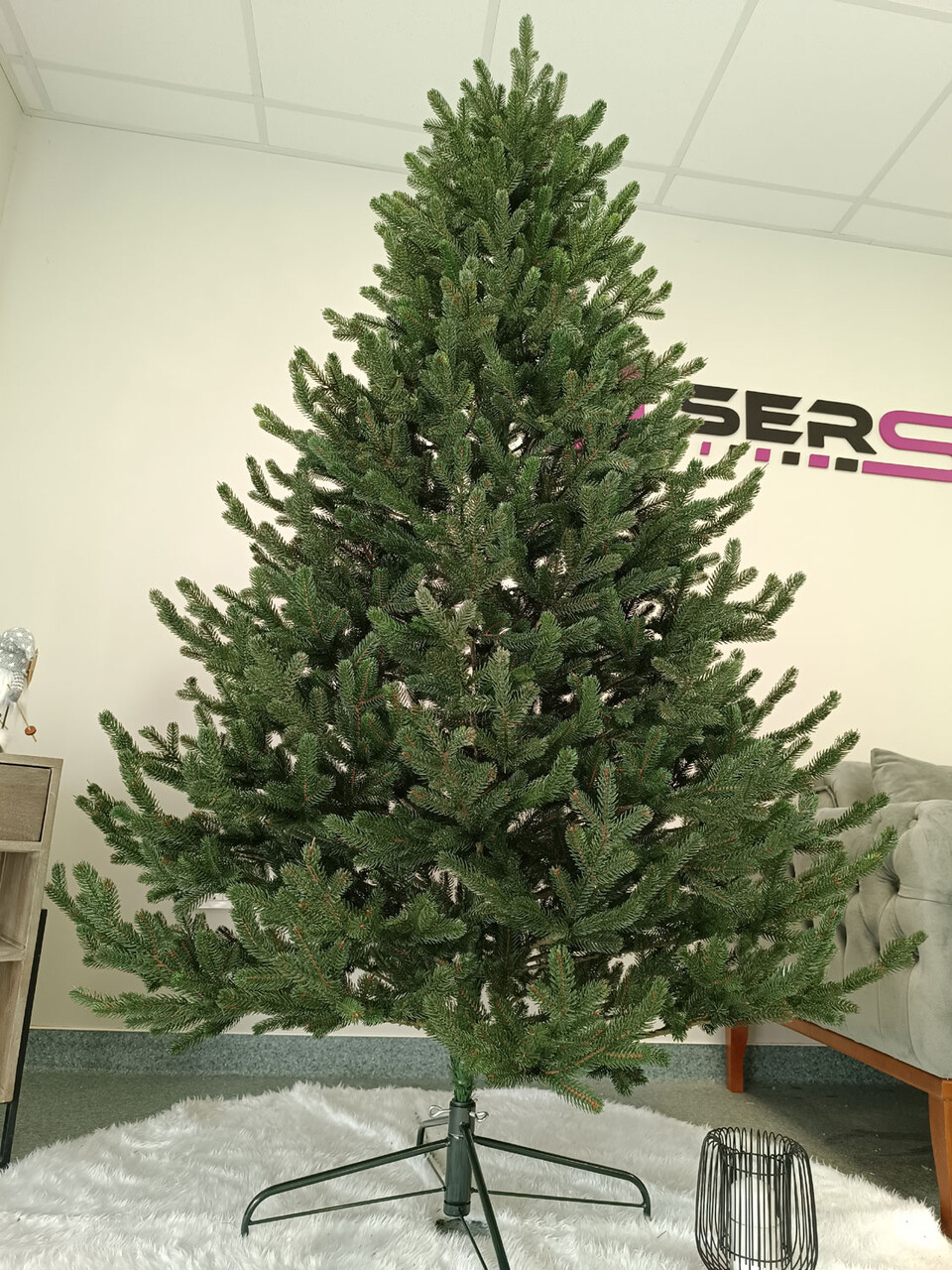 Brad artificial Christmas Deluxe by Sersimo, Viena verde, 3D, 210cm — imaginea 16