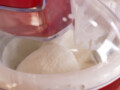 Aparat de facut inghetata si sorbet Beper, 12 W, 20x23 cm, ABS, rosu
