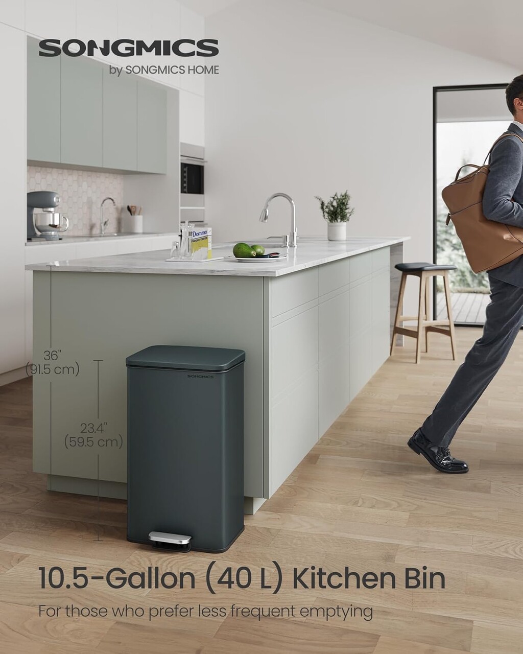 Cos de gunoi cu pedala 40 L, Songmics, inchidere soft close, include 15 saci de gunoi, 34.5x32x59.5 cm, otel, negru