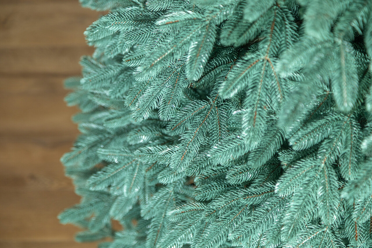Brad artificial Christmas Deluxe by Sersimo, Laponia Select argintiu, integral 3D, 250cm — imaginea 20