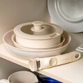 Set tigai cu capac si maner detasabil 5 piese, Passet, InnovaGoods, Ø26, Ø20, Ø18 cm, aluminiu/sticla, bej