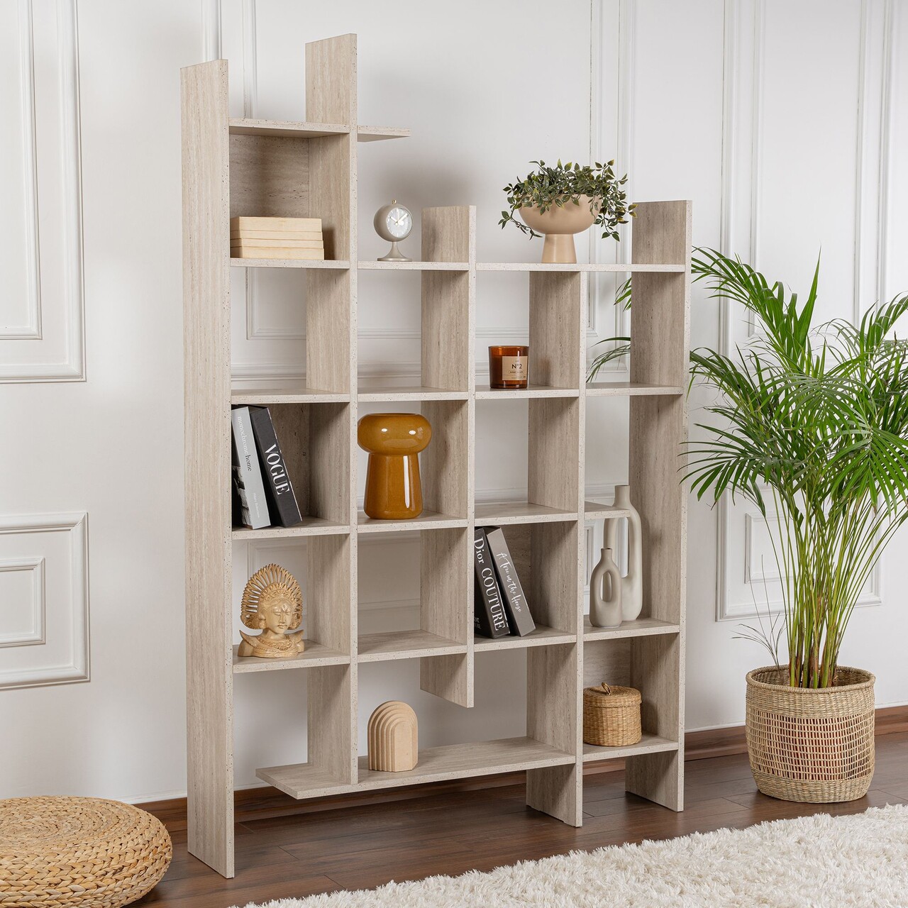 Corp biblioteca, Decortie, Manco, Travertin
