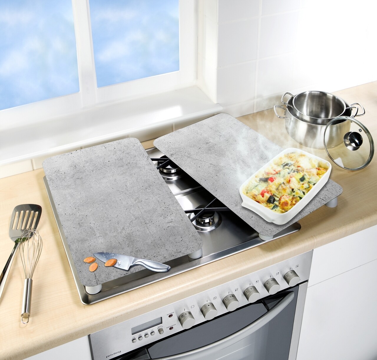 Set 2 protectii universale pentru aragaz, Wenko, Concrete, sticla termorezistenta, 30 x 52 cm, gri - 1 | YEO