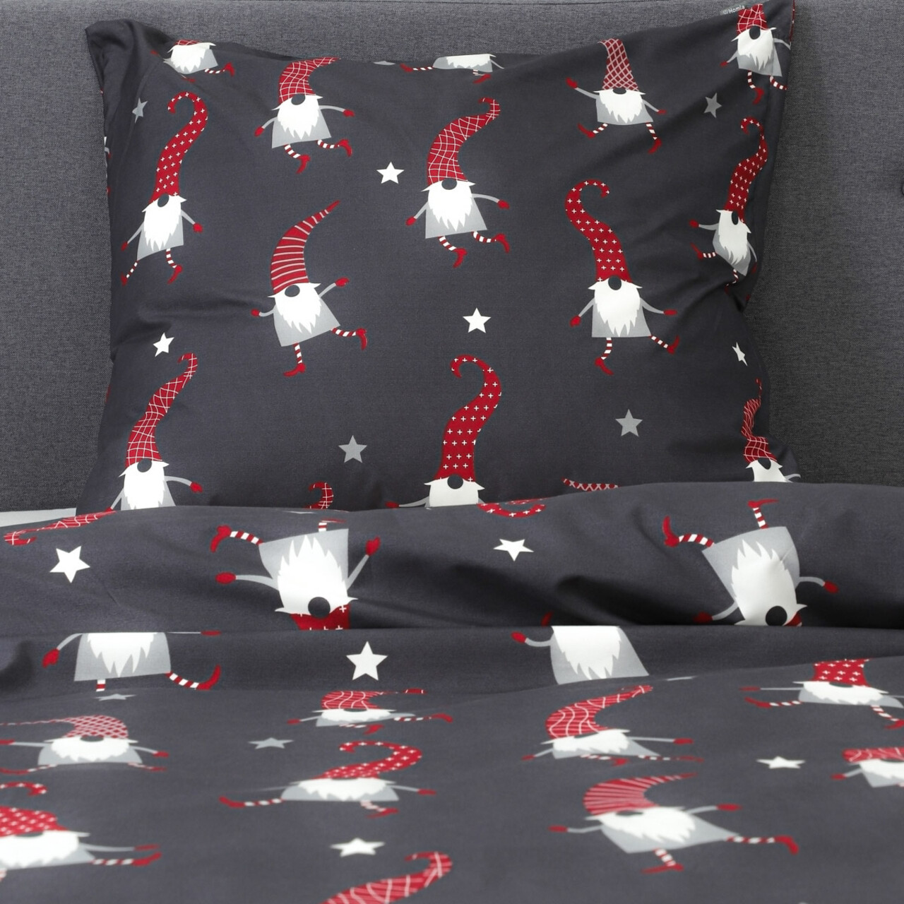 Lenjerie de pat King Size, Gnomm, Homla, 3 piese, 200x220 cm, microfibra din poliester, multicolor