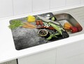 Protectie universala pentru aragaz Maximex, Rosemary, 56x50 cm, sticla, multicolor