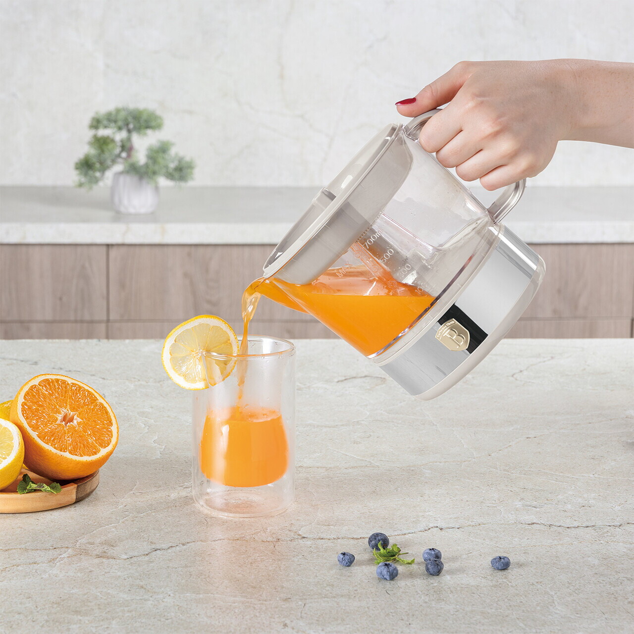 Storcator electric de citrice Berlinger Haus, Sahara, 40W, 700 ml, plastic/inox, crem/transparent - imagine 4