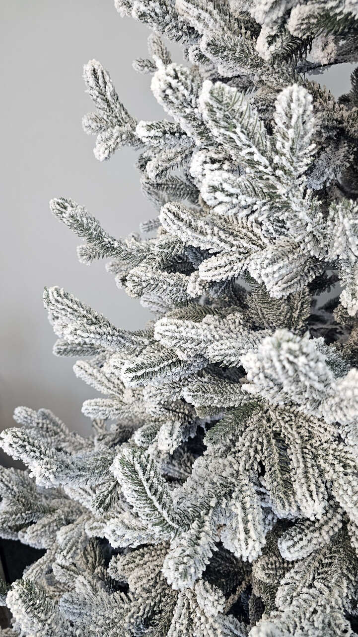 Brad artificial Christmas Deluxe by Sersimo, Viena nins, 3D, 230cm - imagine 18