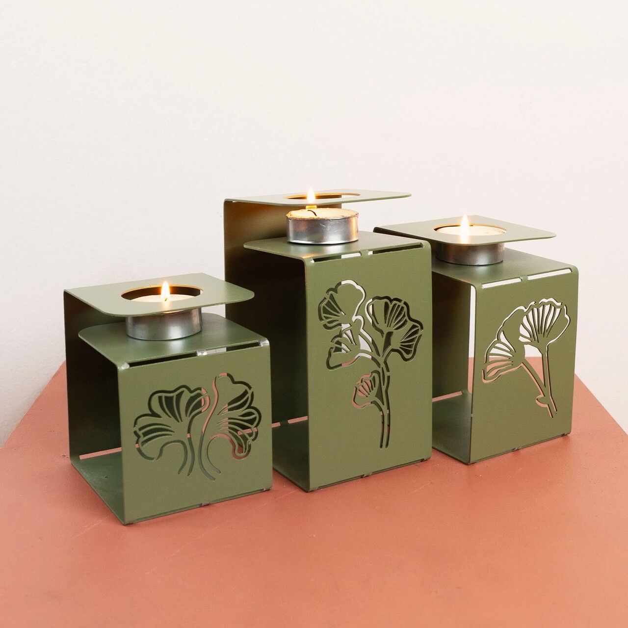 Set 3 suporturi lumanare, Ginkgo Tealight, Otel, Verde