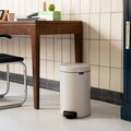 Cos de gunoi cu pedala, Brabantia, NewIcon, 12 L, 33.8x25.1x41.1 cm, otel, bej