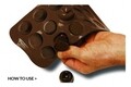 Forma de copt din silicon Springlife, Silikomart Easy Choco, 15 forme, 3.6 x 2.6 cm