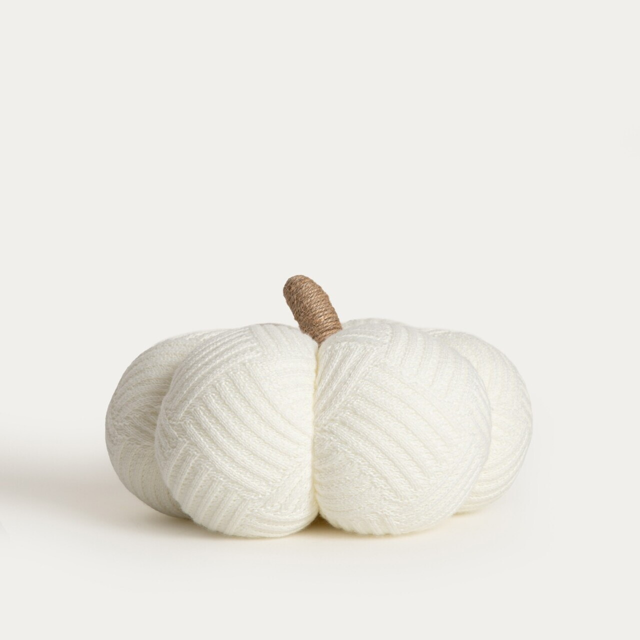 Decoratiune Kirra, Homla, 32x21 cm, poliester, alb — imaginea 2