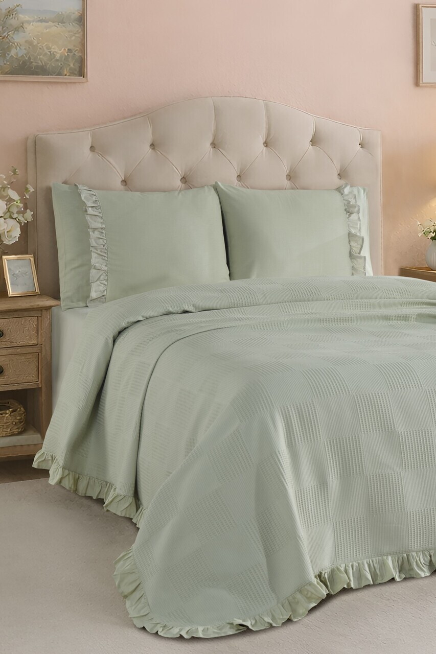 Set cuvertura pique dubla 3 piese, L'essentiel Maison, Fırfırlı, Bumbac, Verde