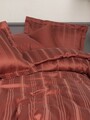 Set cuvertura matlasata dubla Bamboo, Bamboo Stripe - Tile Red, Cotton Box, 60% bumbac satinat/40% bambus