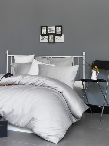 Lenjerie de pat dubla King (FR) De Light Grey, Beverly Hills Polo Club, 3 piese, 260×220 cm, bumbac satinat, gri 260x220