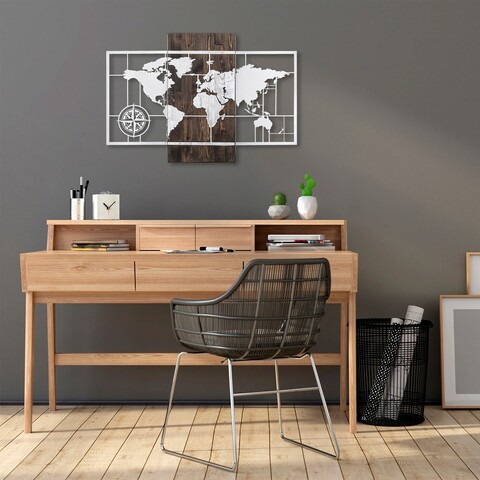 Decoratiune de perete, World Map Wıth Compass, 50% lemn/50% metal, Dimensiune: 85 x 58 cm, Nuc / Argint