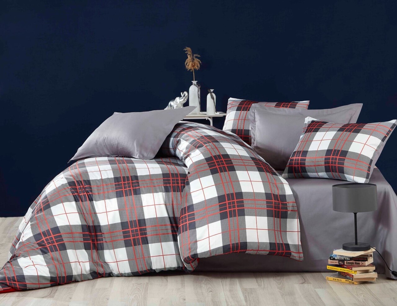 Lenjerie de pat dubla King (EU) (ES) 3 piese L'essentiel Maison 479 Gri / Alb / Roșu