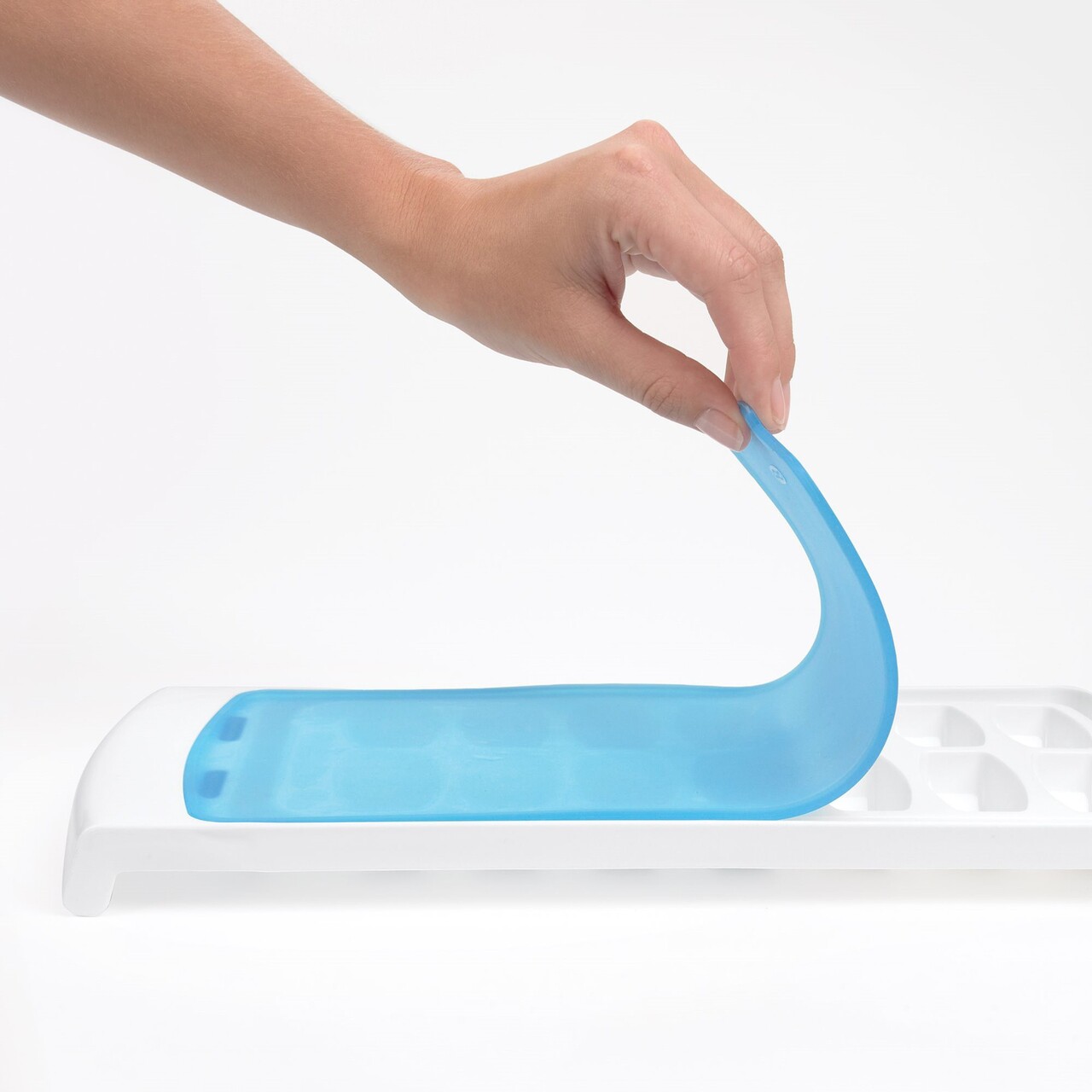 Forma pentru 14 cuburi de gheata, plastic, 22 ml, "Good Grips" - OXO - imagine 6