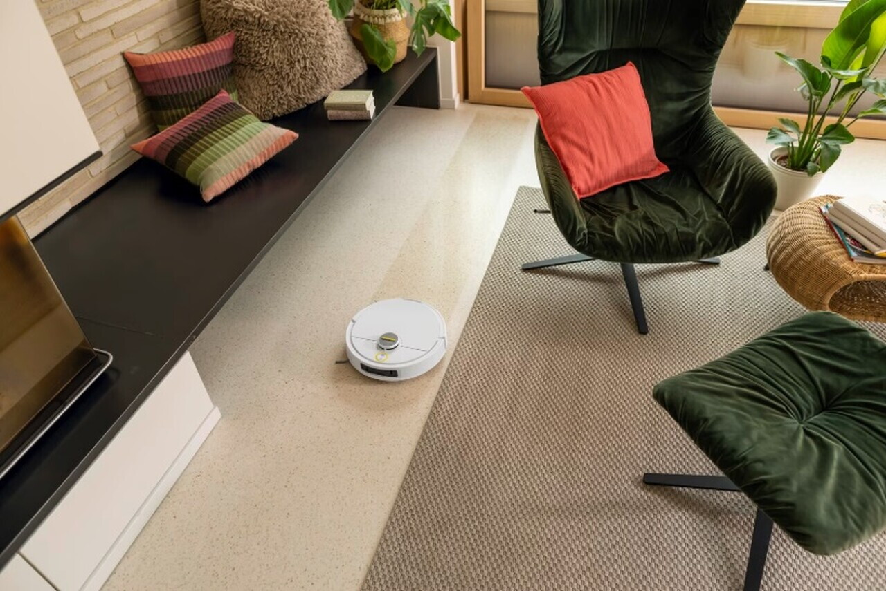 Aspirator robot cu spalare cu discuri rotative RVM 4 Comfort Extra, Karcher, alb/negru — imaginea 3