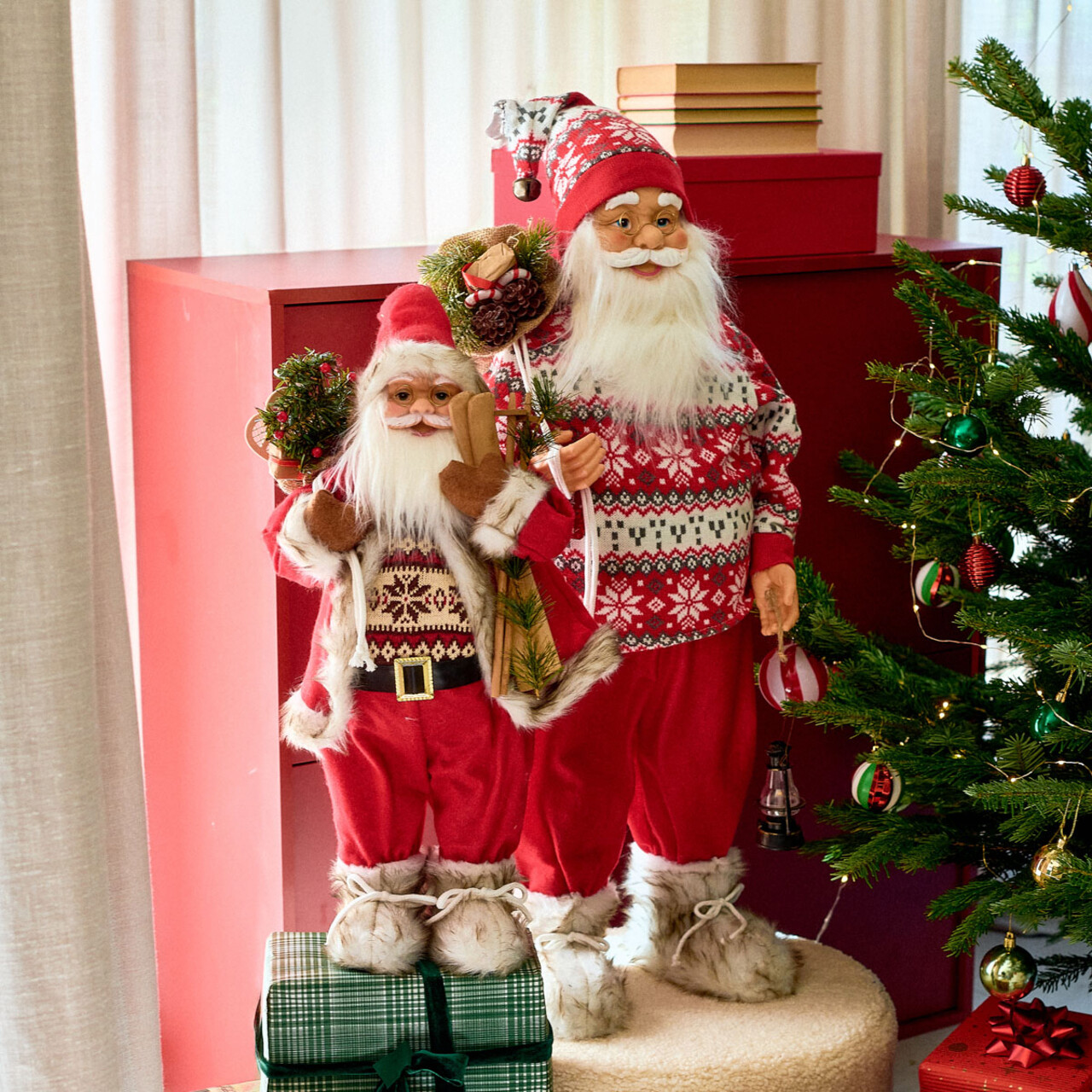 Decoratiune Mos Craciun cu pulover Clause, Homla, 90 cm, plastic/poliester, rosu