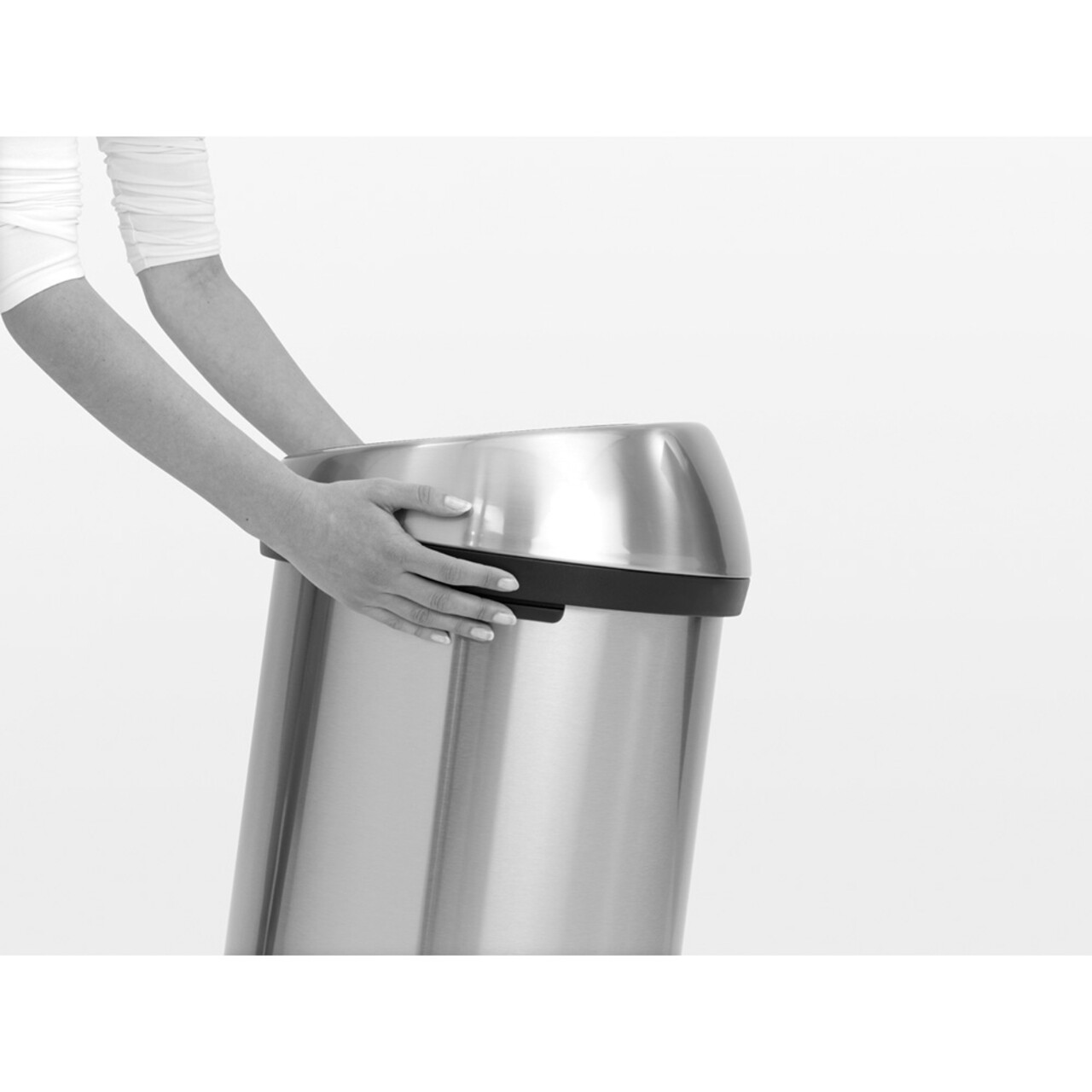 Cos de gunoi cu soft touch, Brabantia, Brilliant Steel, 60 L, 40x40x71 cm, otel, argintiu