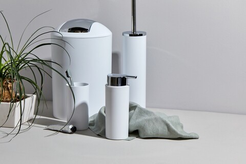 Set de baie 4 piese Calvo, Wenko, ABS/inox, alb/argintiu