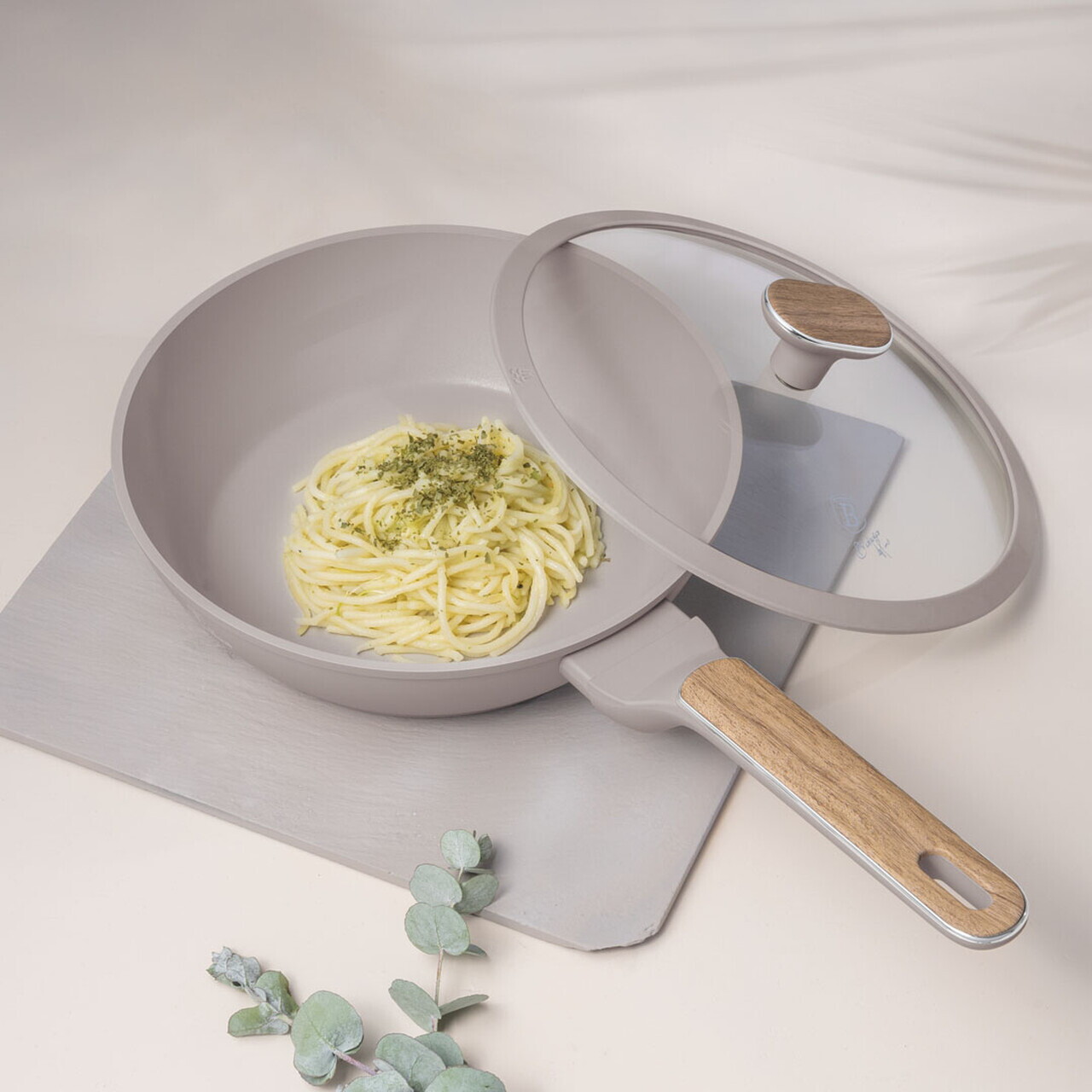 Tigaie adanca cu capac Berlinger Haus, Taupe Nordic, 24 cm, 2.3 L, aluminiu forjat, taupe mat/natur - imagine 6