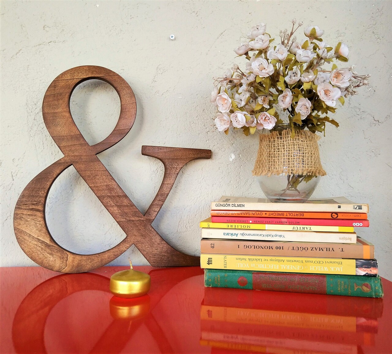 Decoratiune de perete, &, Maro