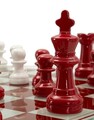 Joc de sah Red/White Chess, Mauro Ferretti, 61x61x14 cm, polirasina/sticla, multicolor