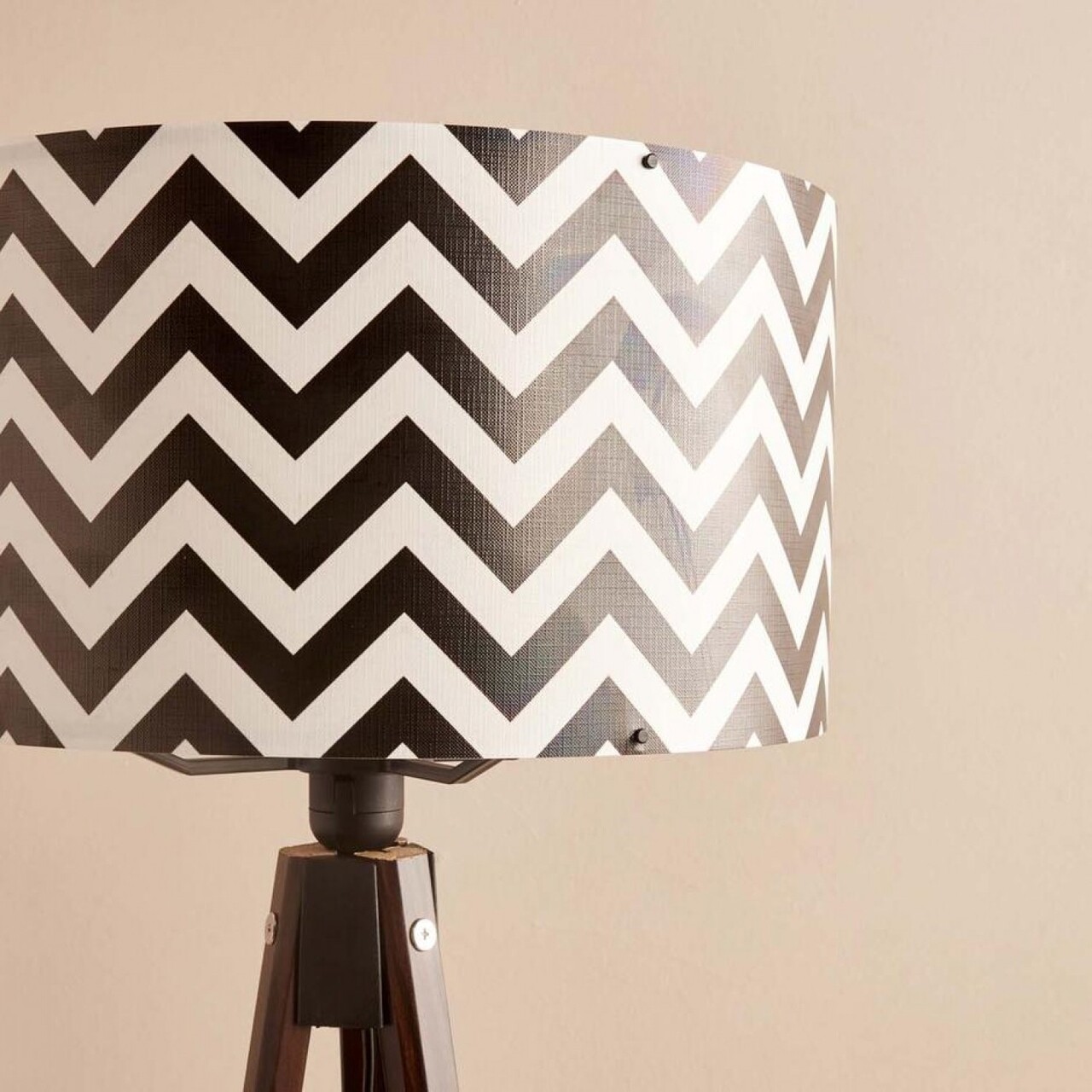 Lampadar, L'essentiel Maison, 780SGN3510, Alb/Negru - view 2